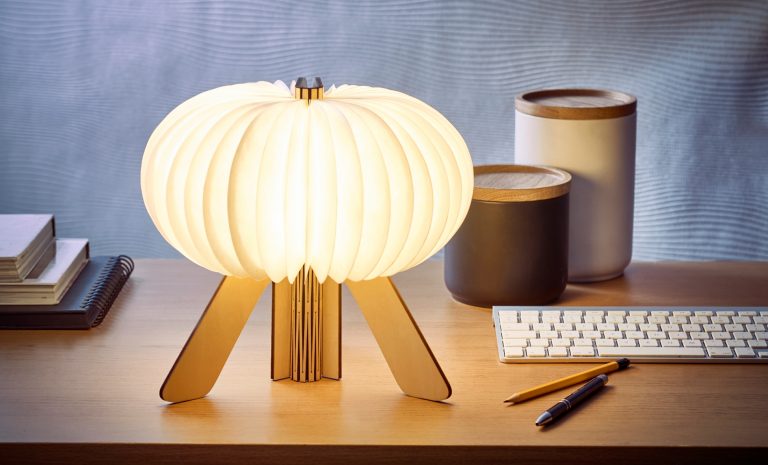 The R Space Lamp