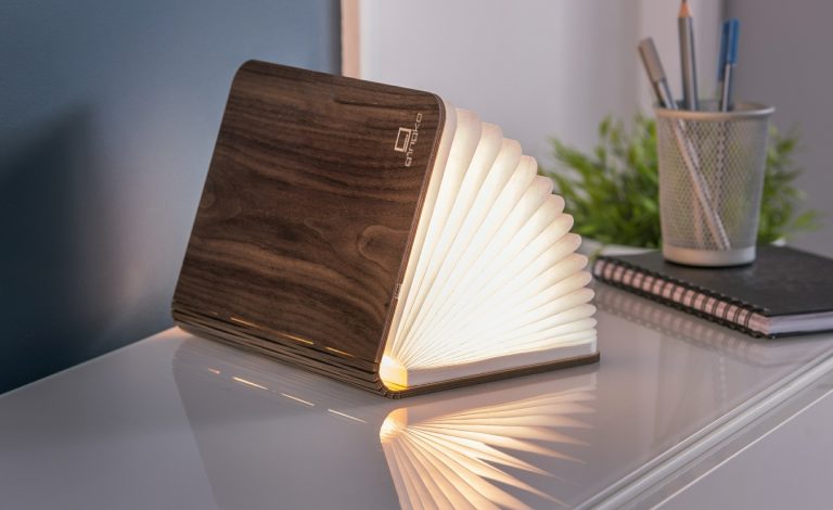 Smart Book Light (Natural Wood)