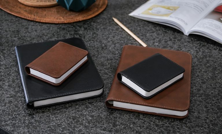 Smart Book Light (Fibre Leather)